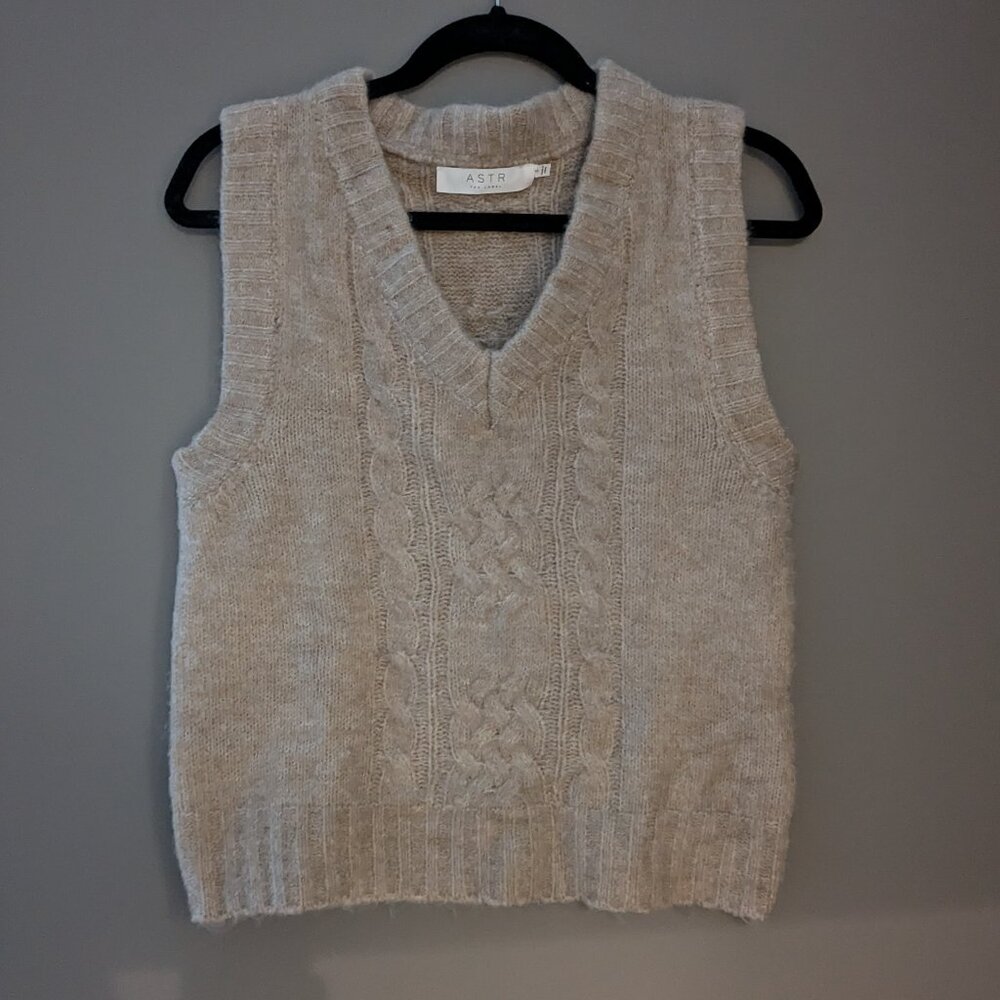 ASTR the Label Sweater Vest